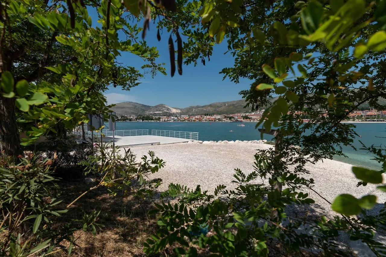 Studio Apartman Duje Trogir Apartment